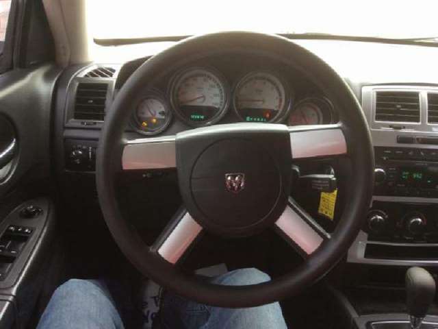 Dodge Charger 2010 photo 19